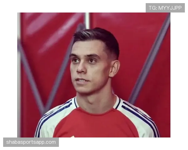 特罗萨德安菲尔德戴帽一战成名解析