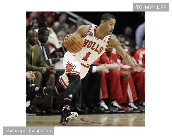 罗斯突破改变防守阵型，主导进攻效率提升