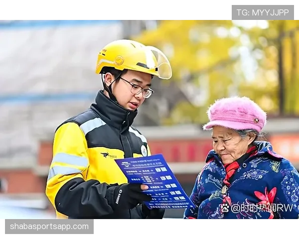 石智勇训练完吃五顿饭，我连外卖自由都没有