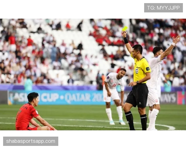 手球判罚中“落地支撑手”为何常被忽视？规则解读揭秘矛盾点